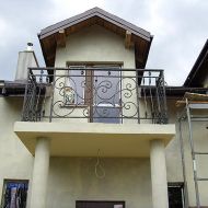 Balustrada kuta balkonowa, dom w budowie