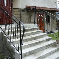 barierki metalowe na schody